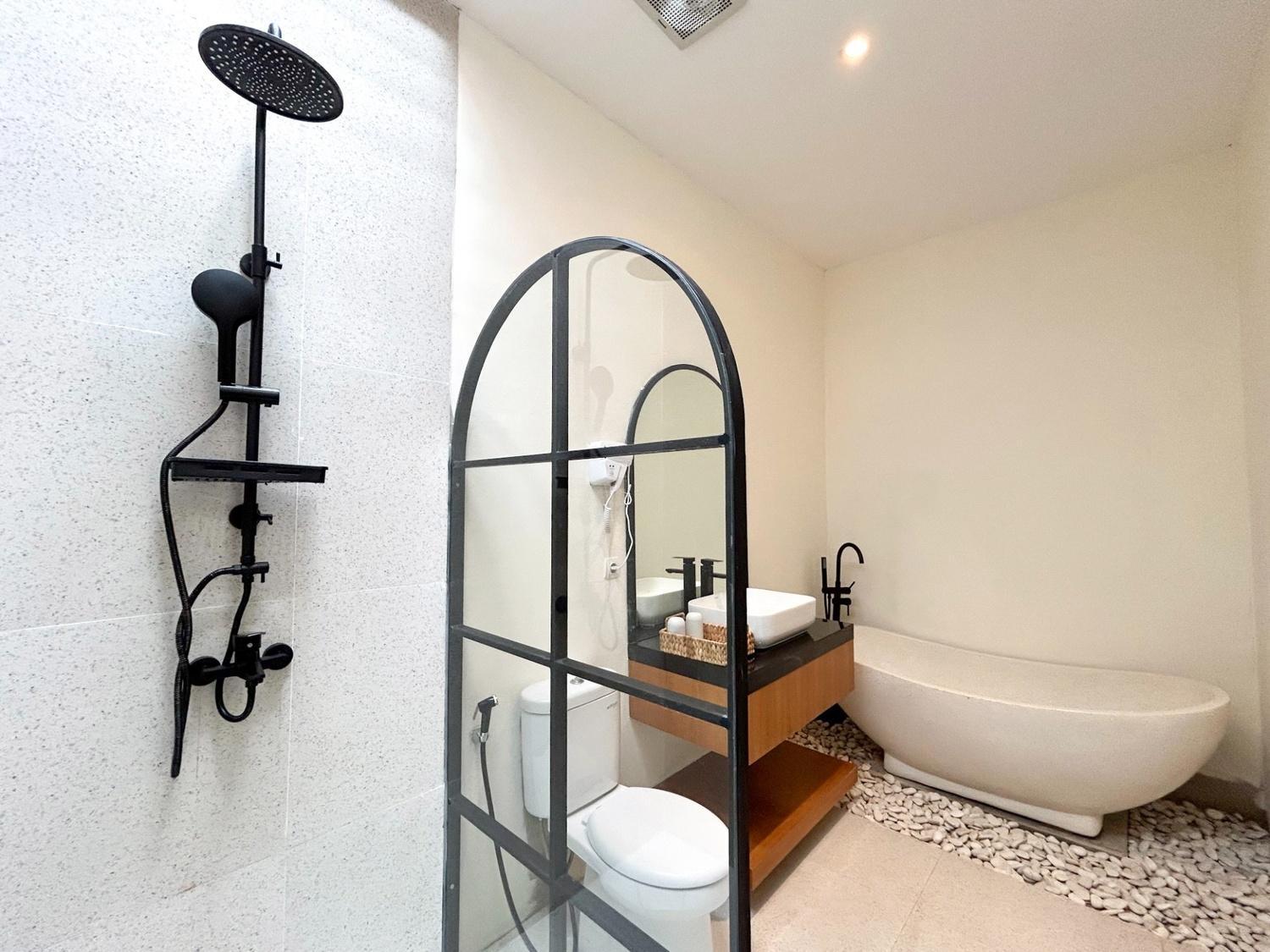 Tujuan Jogja Villas Arjuna With Private Pool Tugu Bagian luar foto
