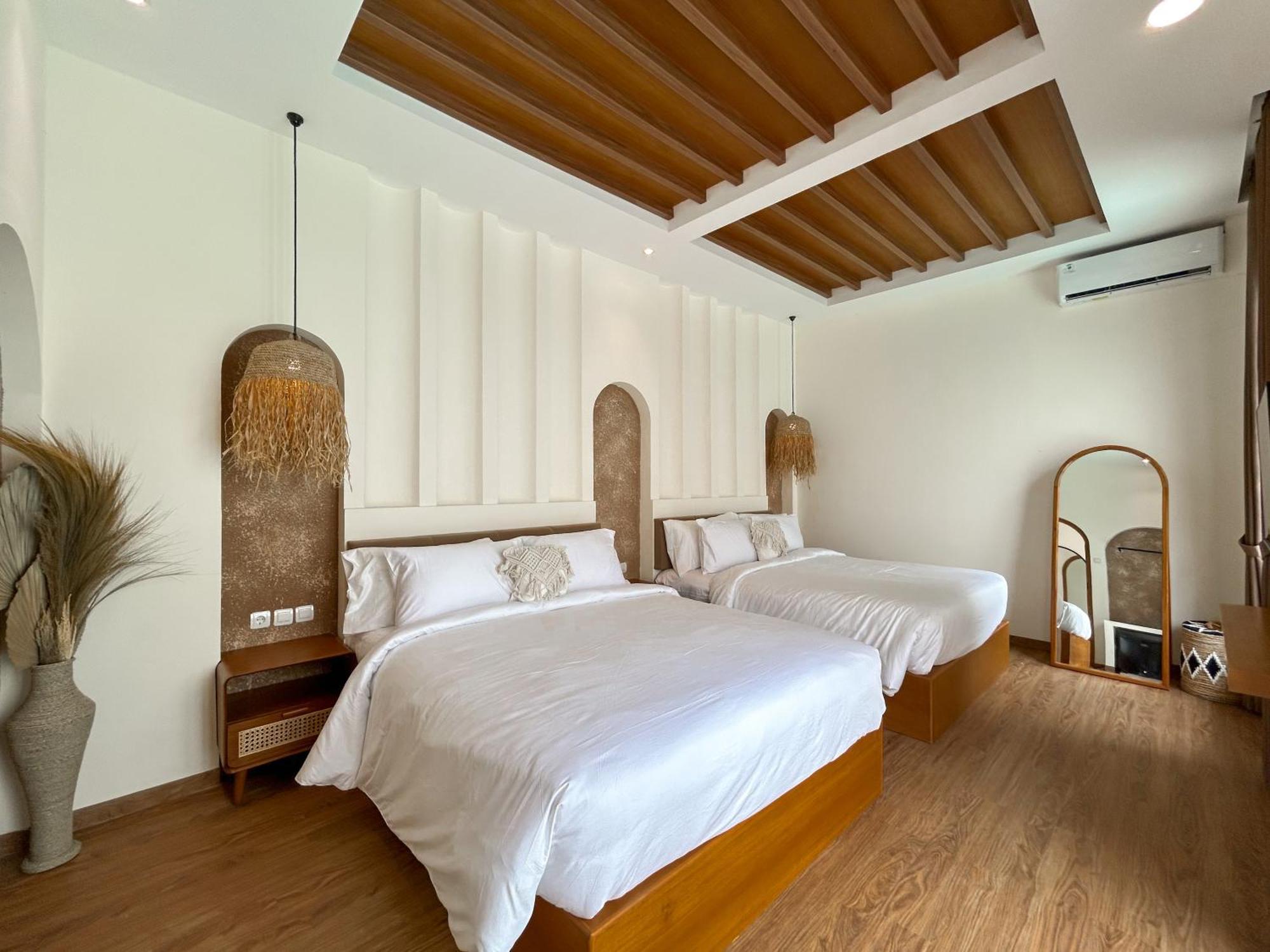 Tujuan Jogja Villas Arjuna With Private Pool Tugu Bagian luar foto